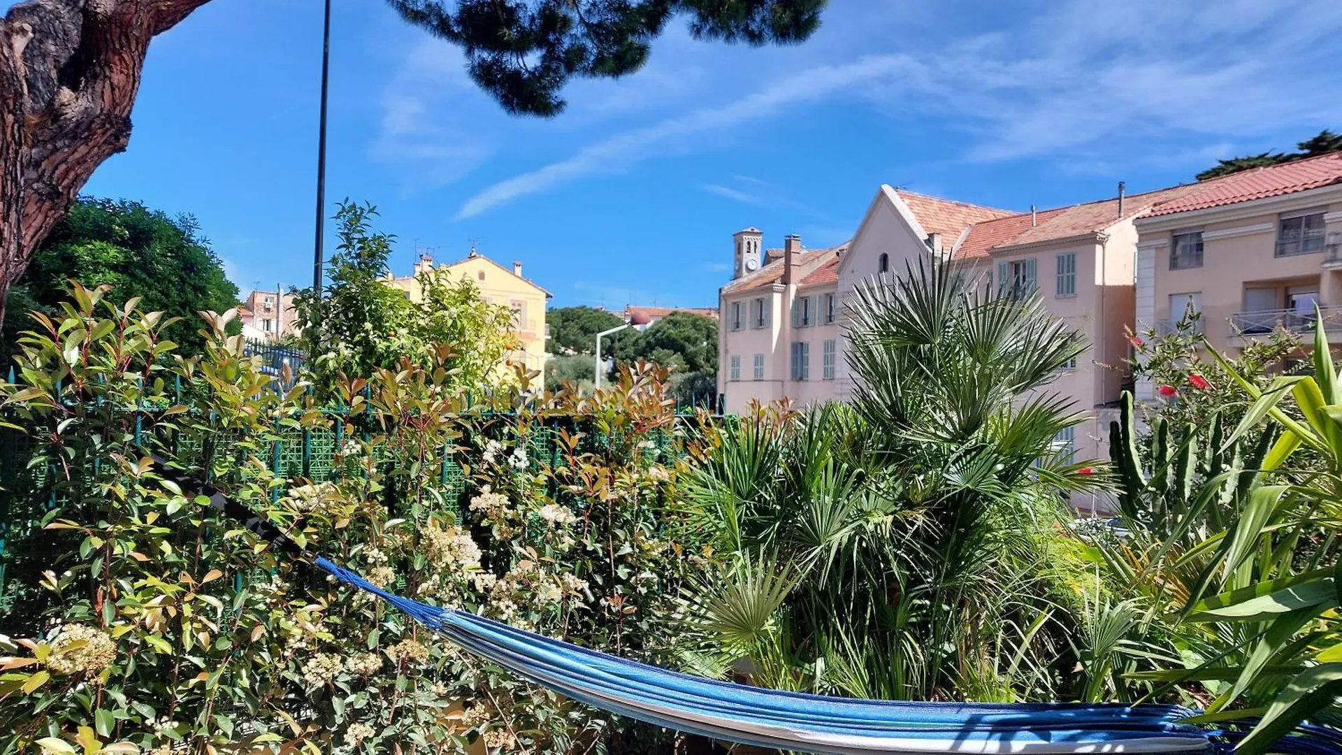 Studio F1 Avec Jardin, Proche Du Palais Des Festivals Et Des Plages Cannes 0*,  France
